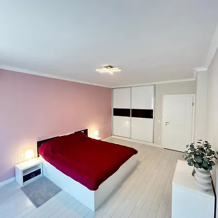 Apartamento With Underground Parking Varna